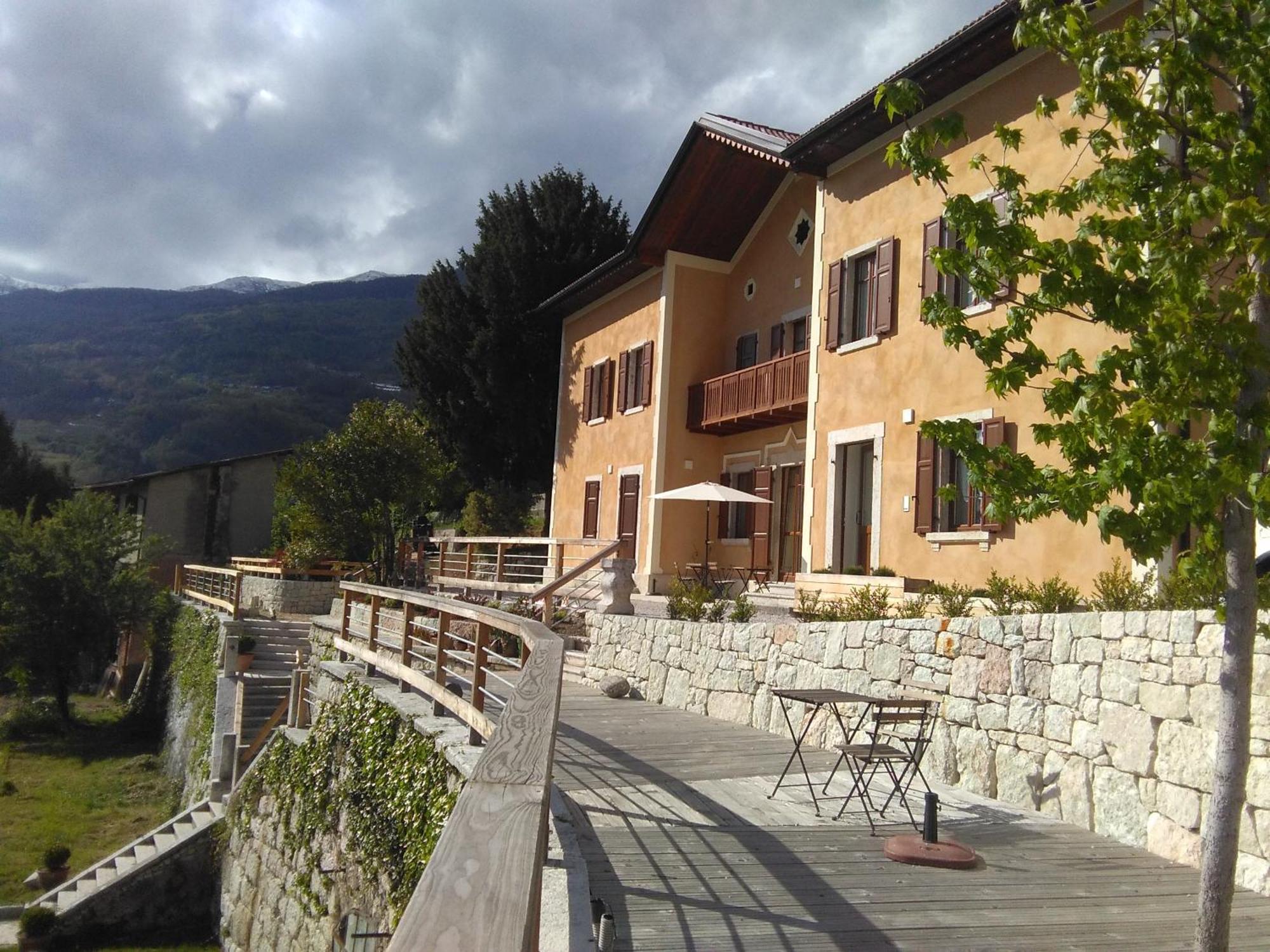 La Villa Degli Orti Borgo Valsugana Exteriör bild