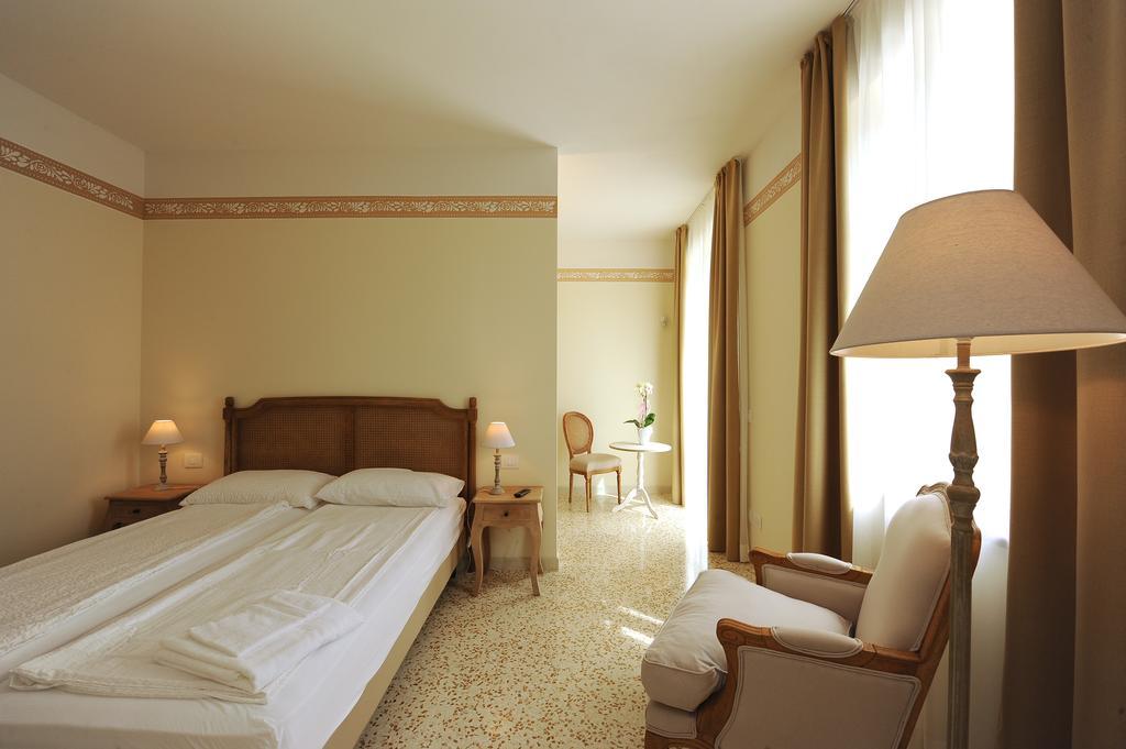La Villa Degli Orti Borgo Valsugana Rum bild
